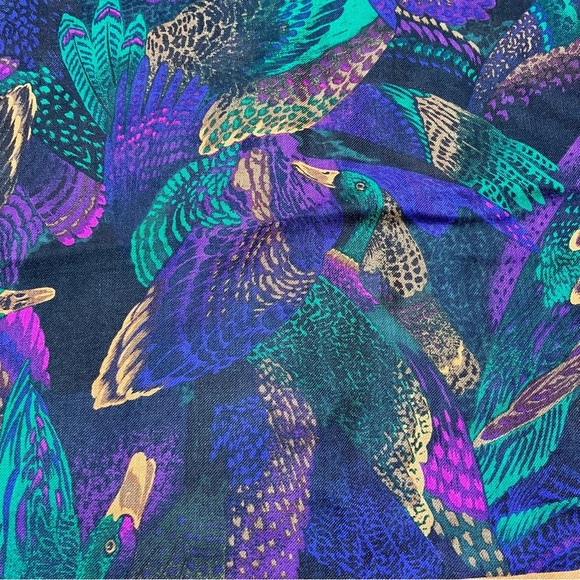 VTG LINDA ALLARD ELLEN TRACY Green Purple Gold Duck Scarf  Wrap 50” Square - Picture 3 of 7